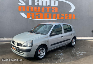 Renault Clio Outro - 03