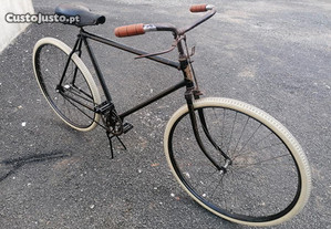 Bicicleta peugeot antiga