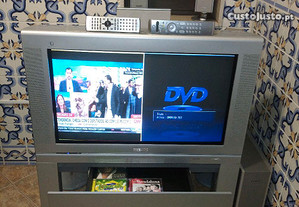 TV Philips e Home Cinema Panasonic