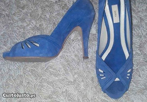 Sapatos azuis da Zara, tamanho 37