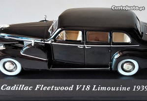 * Miniatura 1:43 "Colecção Carros Clássicos" Cadillac Fleetwood V18 Limousine 1939