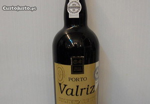 Garrafa de vinho Porto Vairiz colheita do ano 1958