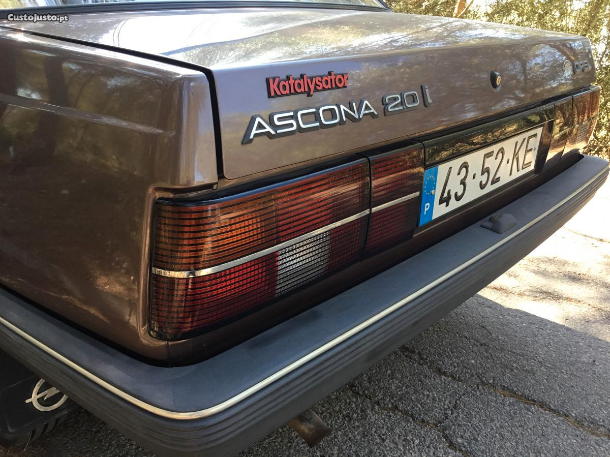Opel Ascona 2000