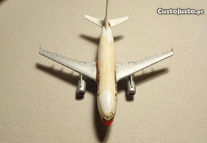 Avião Miniatura de colecção- TAP Air Portugal Airbus A310-300