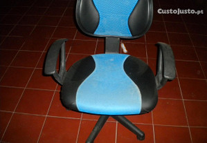 Cadeira escritorio - Azul e Preto