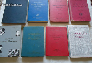 Diversos livros escolares antigos