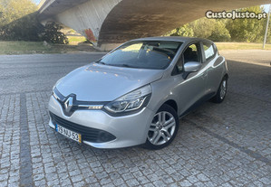 Renault Clio Comercial 