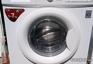 Máquina de lavar roupa LG 7 kg