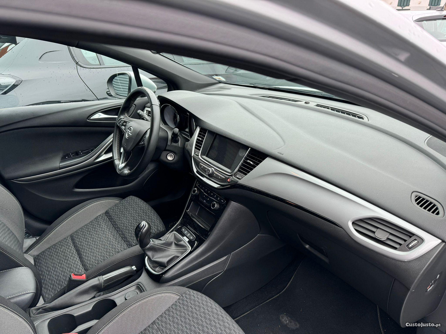 Opel Astra 1.2 T Design & Tech S/S
