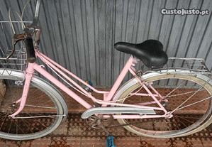 Bicicleta vintage de quadro medio de senhora menina p restauro ou decoração vend troc