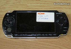 Consola PSP 2004 avariada