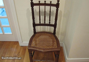 Cadeira Madeira Entalhada Palhinha Antiga