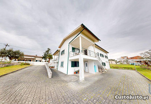 Casa / Villa T4 em Coimbra de 185,00 m²