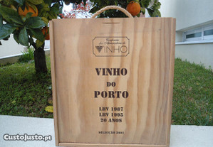 Caixa vinho do Porto em madeira