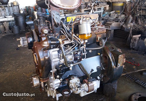Trator-Motor Perkins 4 cil. Turbo komatsu WB97R