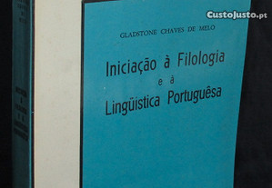 Livro Iniciação à Filologia e à Linguística Portuguesa