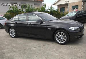 BMW 525 DA Luxury - 13