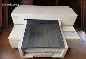 Impressora Hewlett Packard Deskjet 560C