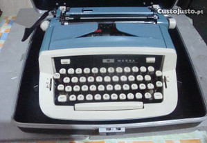 maquina de escrever Messa 5000