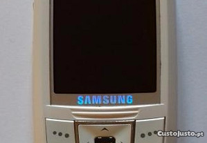 Telemóvel Samsung E250i (para peças/reparações)