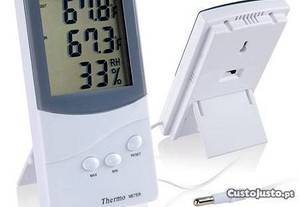 DIV013 - Relógio, termómetro, higrómetro digital