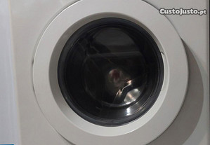 Máquina de Lavar Roupa Samsung Diamond - 7.0Kg - Mod: WF0700NCW (avariada)