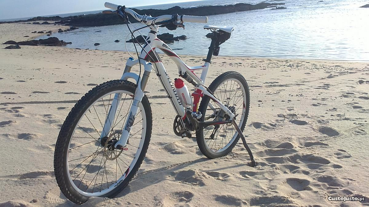 Bicicleta Specialized Epic Carbono, roda 26