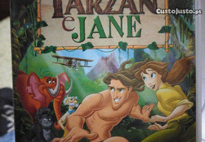 Tenho 3 VHS de cassete 1 Tarzan outro Winnie the pooh mais 1 de uma vida de inseto