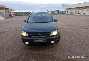 Opel Zafira 2.0 - 00