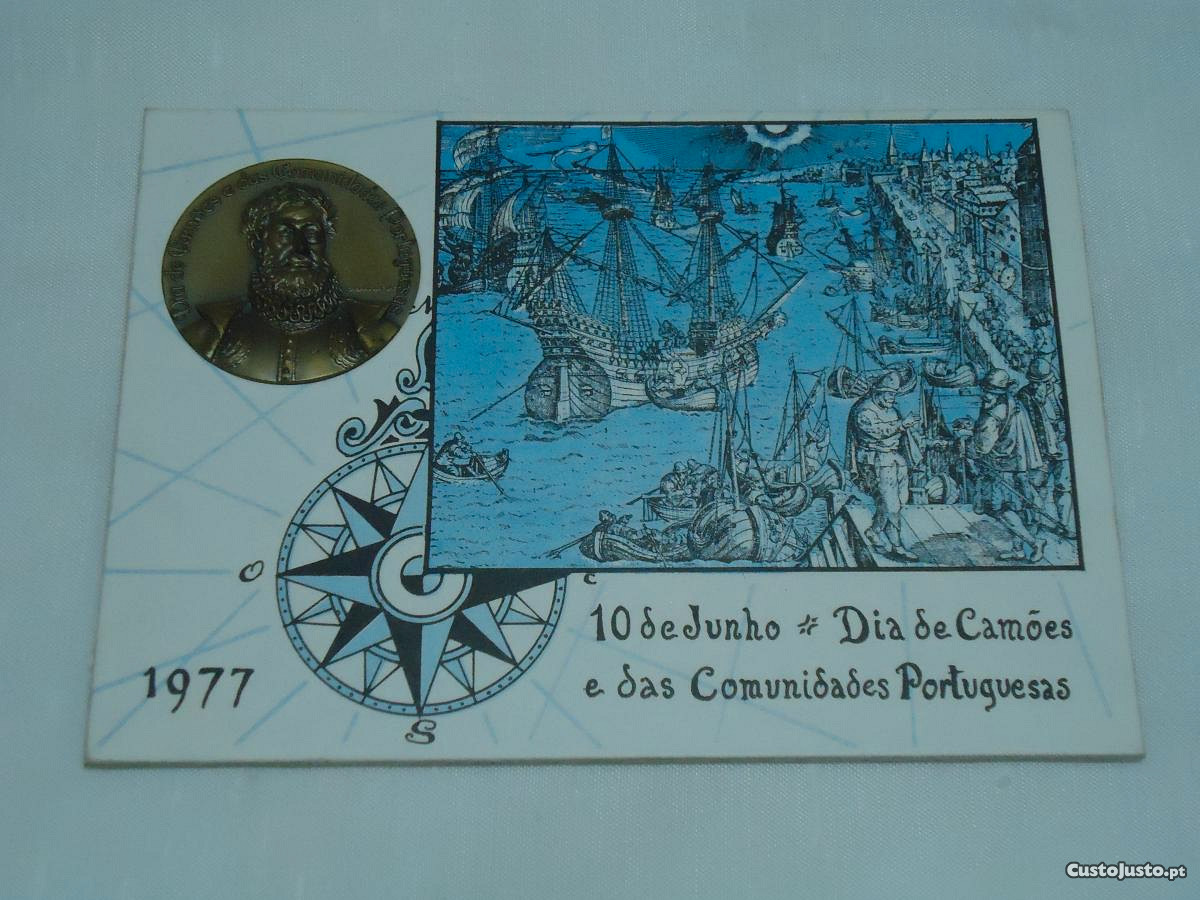 Placa com medalha de Camões comemorativa 10 de junho 1977 de Cabral Antunes