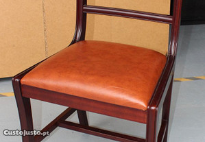 Cadeira em Madeira com Assento em Napel