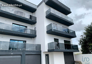 Apartamento T4 em Faro de 204,00 m²