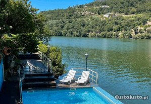 Quinta com piscina e acesso privado ao Douro