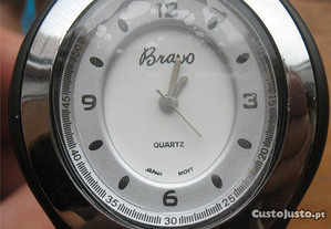 Relógio Bravo Desportivo (Movimento japonês)