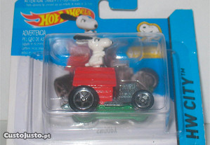 Snoopy (2014) - Hot Wheels