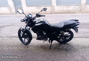 Ride moto 125 motociclo