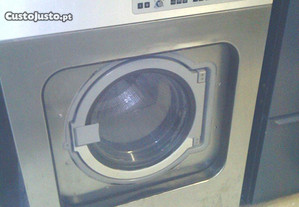 Máquina lavar roupa Miele profissional