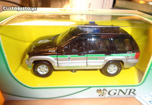 Carro Miniatura GNR Guarda Nacional Republicana
