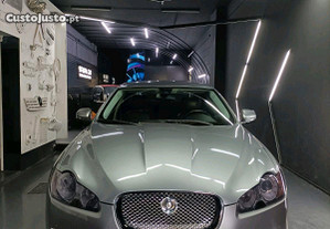 Jaguar XF luxury
