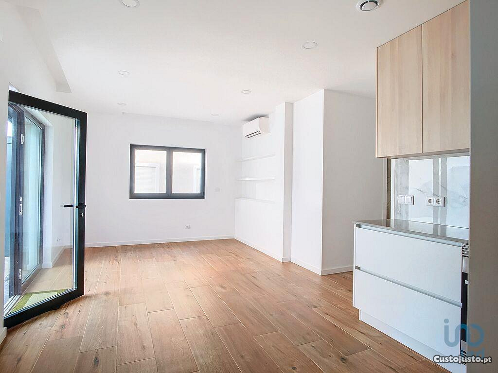 Apartamento T3 em Lisboa de 99,00 m²