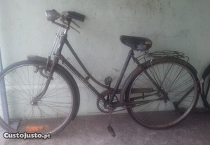 Bicicleta pasteleira Rodine roda 26 senhora
