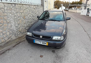 Seat Ibiza 1.100 - 98