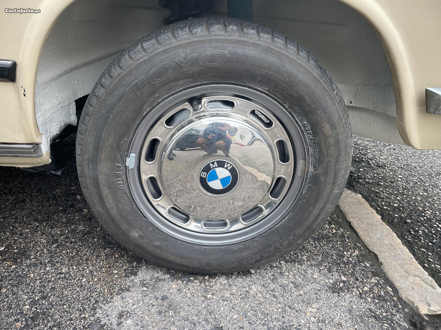BMW 2002 Coupe (faróis redondos) restauro total