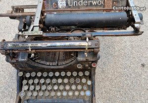 Máquina de escrever Antiga Underwood