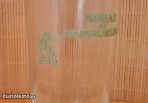 Copo antigo em vidro com publicidade das Águas de Carvalhelhos ( logotipo e rótulo a Verde )