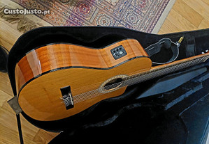 Guitarra APC clássica Eletroacustica