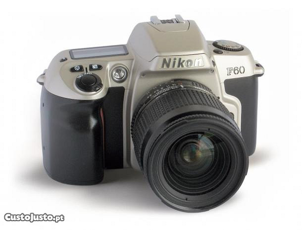 Máquina fotográfica Nikon F60