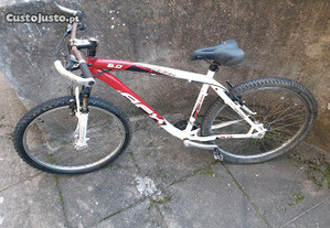 Bicicleta Btt Roda 26 (quadro leve)