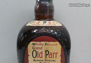 Garrafa de whisky Old Parr 50cl