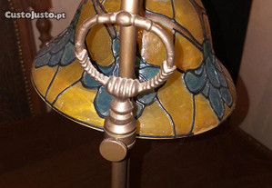 candeeiro em cobre de mesa ou escritório antigo